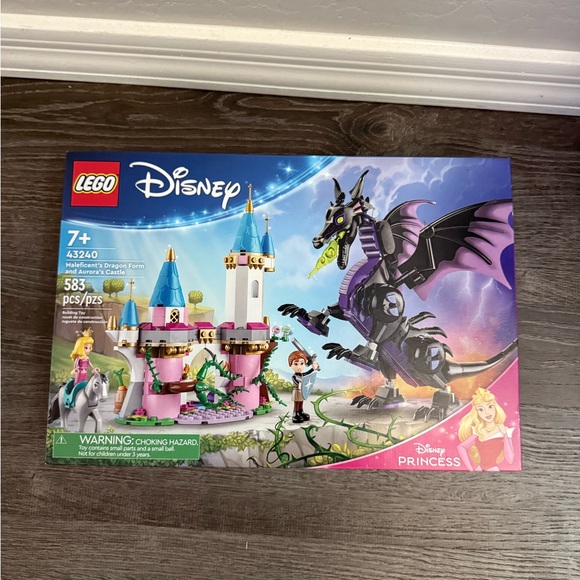 Brand new LEGO Disney Princess Maleficent’s Dragon sleeping beauty - Picture 9 of 10